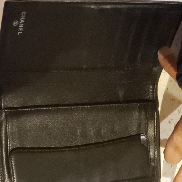 **SOLD**100% Authentic Chanel ClassicLambskin Flap - Picture 16 of 17